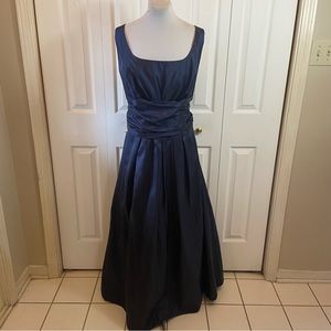 David's Bridal Navy Iridescent Gown Prom Dress Bride's Maid Crinoline Underskirt